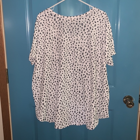 Animal Print 3X Top - Picture 2 of 3
